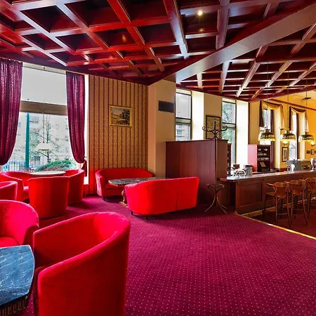 Hotell Continental 3*