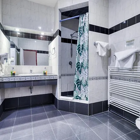 Hotel Continental 3*
