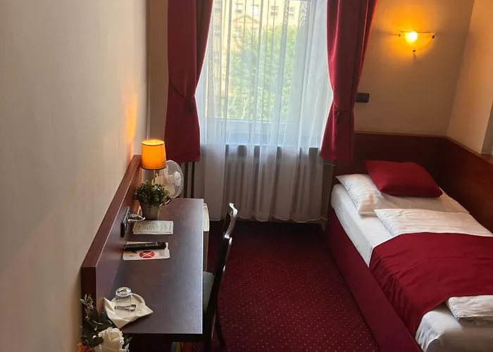 Continental 3* Pilzno