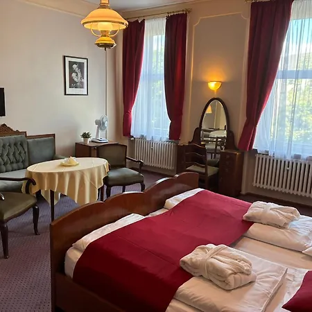 Continental 3* Plzen